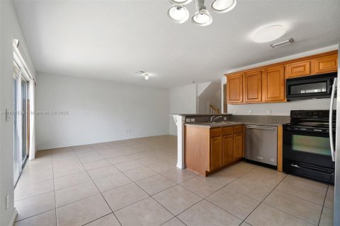 Touwnhouse à louer à Coral Springs, Floride: 3 chambres, 123.56 m2 № 1943453 - photo 8