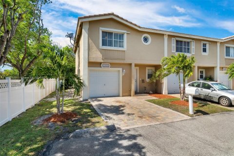 Touwnhouse à louer à Coral Springs, Floride: 3 chambres, 123.56 m2 № 1943453 - photo 2