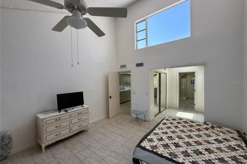 House in Punta Gorda, Florida 2 bedrooms, 138.24 sq.m. № 1755544 - photo 23