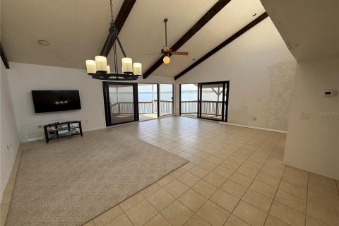 House in Punta Gorda, Florida 2 bedrooms, 138.24 sq.m. № 1755544 - photo 16