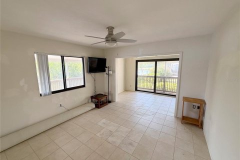 House in Punta Gorda, Florida 2 bedrooms, 138.24 sq.m. № 1755544 - photo 30