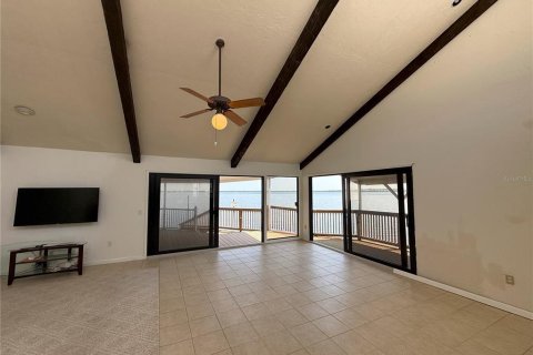 House in Punta Gorda, Florida 2 bedrooms, 138.24 sq.m. № 1755544 - photo 15