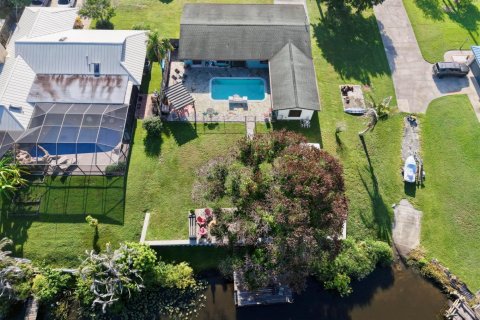 Casa en venta en Port St. Lucie, Florida, 3 dormitorios, 143.91 m2 № 2186559 - foto 3