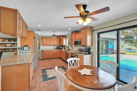 Casa en venta en Port St. Lucie, Florida, 3 dormitorios, 143.91 m2 № 2186559 - foto 19