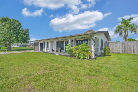 Casa en venta en Port St. Lucie, Florida, 3 dormitorios, 143.91 m2 № 2186559 - foto 7