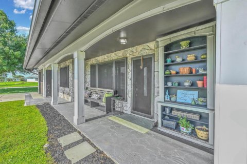 Casa en venta en Port St. Lucie, Florida, 3 dormitorios, 143.91 m2 № 2186559 - foto 9