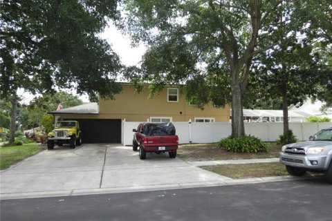 House in Ocoee, Florida 4 bedrooms, 255.95 sq.m. № 1796000 - photo 5