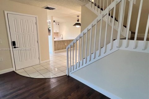 Adosado en venta en West Palm Beach, Florida, 2 dormitorios, 114.83 m2 № 1770335 - foto 9