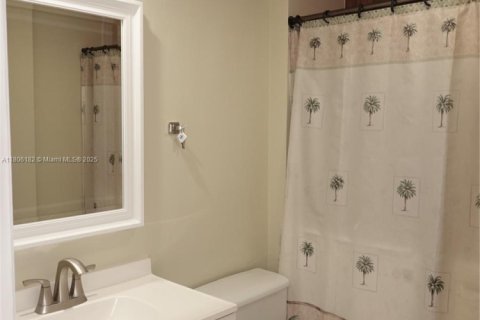 Adosado en venta en West Palm Beach, Florida, 2 dormitorios, 114.83 m2 № 1770335 - foto 10