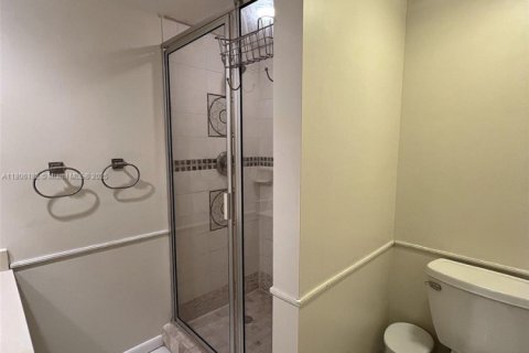 Adosado en venta en West Palm Beach, Florida, 2 dormitorios, 114.83 m2 № 1770335 - foto 28