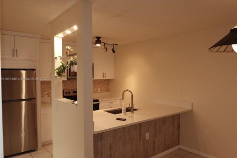 Adosado en venta en West Palm Beach, Florida, 2 dormitorios, 114.83 m2 № 1770335 - foto 18