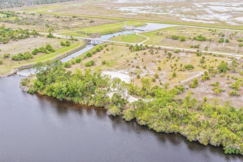 Immobilier commercial à vendre à Palm City, Floride № 2083318 - photo 10
