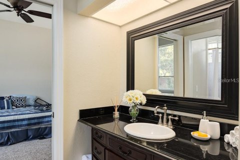 Villa ou maison à louer à Orlando, Floride: 4 chambres, 272.48 m2 № 2384057 - photo 15