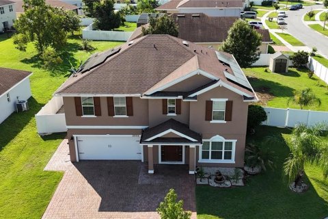 Villa ou maison à Kissimmee, Floride 4 chambres, 261.43 m2 № 2358988