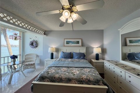 Condominio en venta en South Pasadena, Florida, 1 dormitorio, 55.74 m2 № 1649359 - foto 12