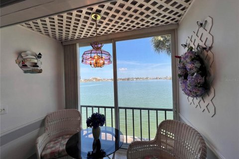 Condominio en venta en South Pasadena, Florida, 1 dormitorio, 55.74 m2 № 1649359 - foto 17