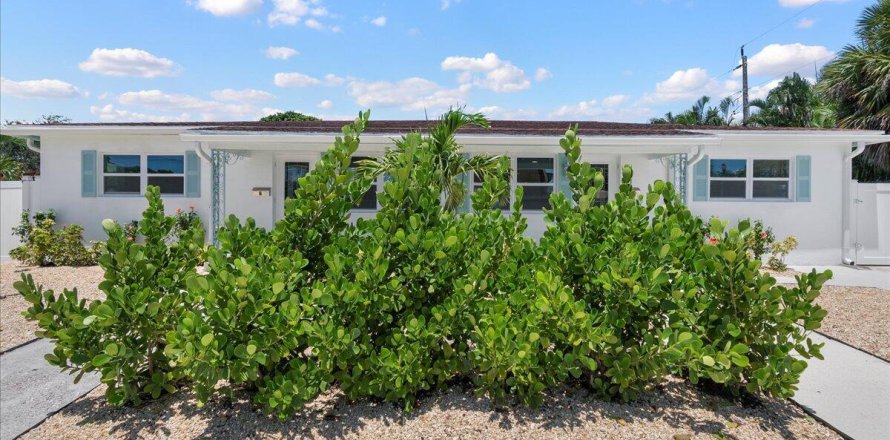 Immobilier commercial à West Palm Beach, Floride 156.26 m2 № 2270462