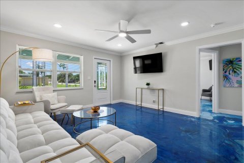 Immobilier commercial à vendre à West Palm Beach, Floride: 156.26 m2 № 2270462 - photo 12