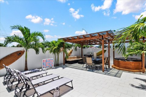 Immobilier commercial à vendre à West Palm Beach, Floride: 156.26 m2 № 2270462 - photo 3
