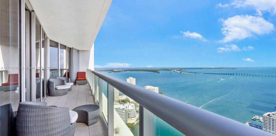Condominio en Miami, Florida, 2 dormitorios № 2181119