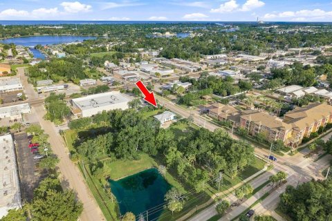 Commercial property in Tarpon Springs, Florida 96.25 sq.m. № 2351827 - photo 3