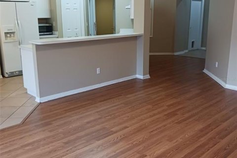 Casa en alquiler en Valrico, Florida, 3 dormitorios, 140.84 m2 № 2107501 - foto 7
