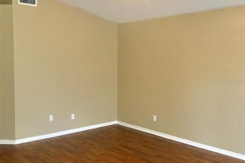 Casa en alquiler en Valrico, Florida, 3 dormitorios, 140.84 m2 № 2107501 - foto 6