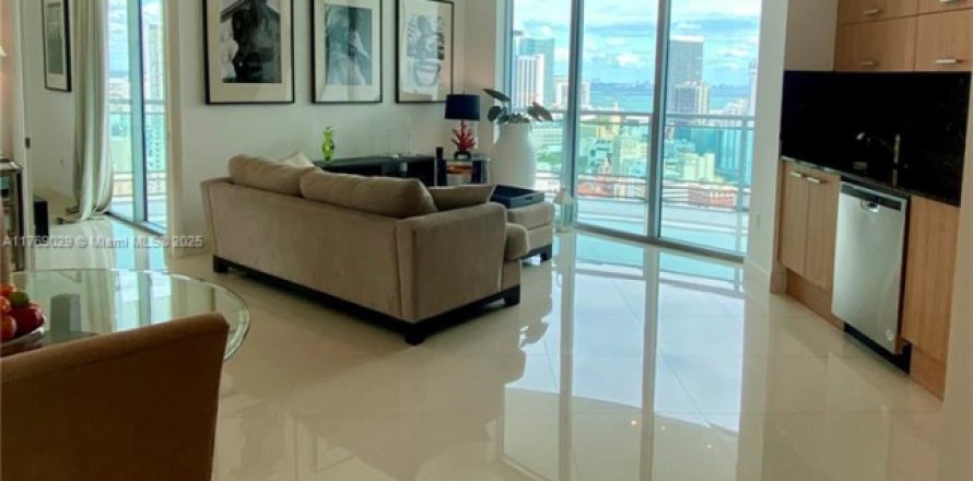 Condo in Miami, Florida, 2 bedrooms № 1868815