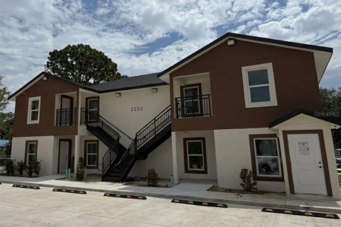 Appartement à Deltona, Floride 3 chambres, 110.46 m2 № 2312753