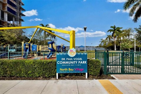 Купить кондоминиум в Норт-Бей-Виллидж, Флорида 1 спальня, 70.61м2, № 1931248 - фото 13