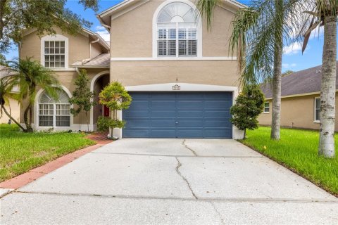 Casa en venta en Tampa, Florida, 4 dormitorios, 202.62 m2 № 2314458 - foto 3