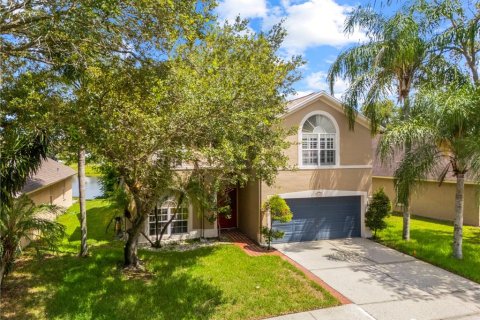 Casa en venta en Tampa, Florida, 4 dormitorios, 202.62 m2 № 2314458 - foto 4