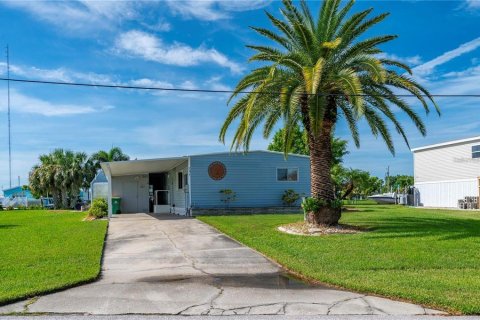 Appartement à louer à Punta Gorda, Floride: 2 chambres, 98.29 m2 № 2133522 - photo 2
