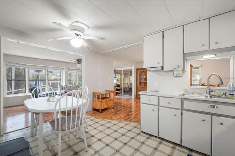 Appartement à louer à Punta Gorda, Floride: 2 chambres, 98.29 m2 № 2133522 - photo 8
