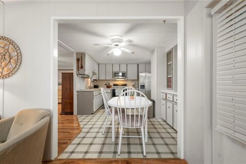 Appartement à louer à Punta Gorda, Floride: 2 chambres, 98.29 m2 № 2133522 - photo 11