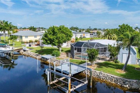 Apartment in Punta Gorda, Florida 2 bedrooms, 98.29 sq.m. № 2133522