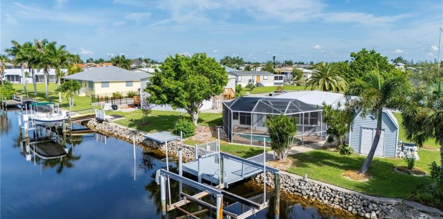 Appartement à Punta Gorda, Floride 2 chambres, 98.29 m2 № 2133522