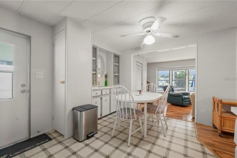 Appartement à louer à Punta Gorda, Floride: 2 chambres, 98.29 m2 № 2133522 - photo 10