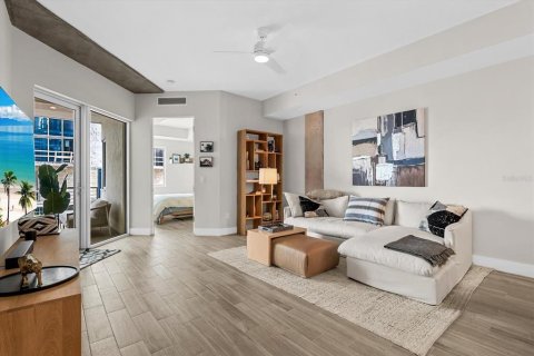Condo in Sarasota, Florida, 2 bedrooms № 2238958 - photo 6