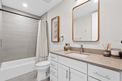 Condo in Sarasota, Florida, 2 bedrooms № 2238958 - photo 23