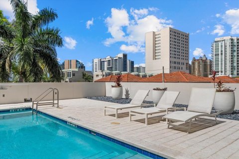 Condo in Sarasota, Florida, 2 bedrooms  № 2238958