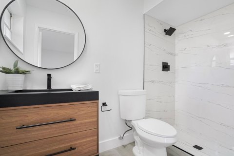 Condo in Lake Worth, Florida, 2 bedrooms  № 2188591 - photo 17