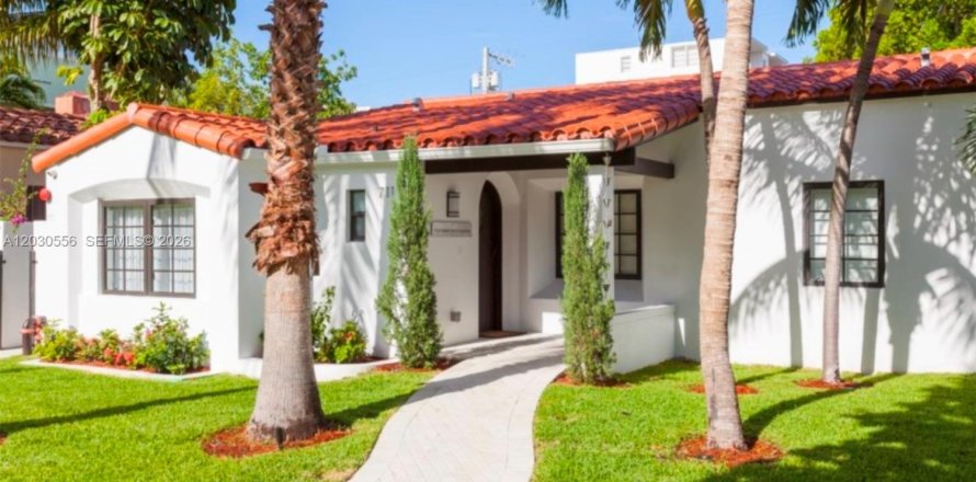 Propiedad comercial en Miami Beach, Florida 237.64 m2 № 2178916