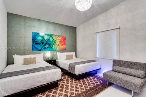 Propiedad comercial en venta en Miami Beach, Florida, 237.64 m2 № 2178916 - foto 14