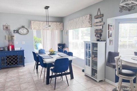Villa ou maison à vendre à Fish Hawk, Floride: 4 chambres, 198.53 m2 № 1716983 - photo 5
