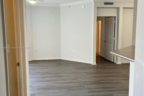 Купить кондоминиум в Холливуд, Флорида 2 спальни, 104.98м2, № 1961320 - фото 2