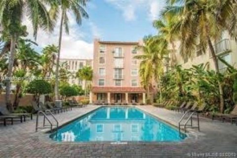 Купить кондоминиум в Холливуд, Флорида 2 спальни, 104.98м2, № 1961320 - фото 23