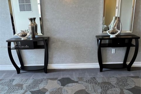 Купить кондоминиум в Холливуд, Флорида 2 спальни, 104.98м2, № 1961320 - фото 27