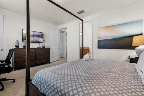 Casa en venta en Kissimmee, Florida, 8 dormitorios, 316.98 m2 № 1525487 - foto 26