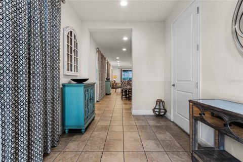 Casa en venta en Kissimmee, Florida, 8 dormitorios, 316.98 m2 № 1525487 - foto 5